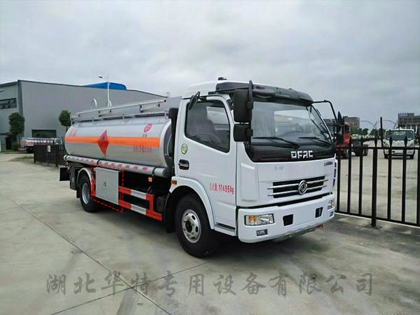 楚勝油罐車(chē)上的車(chē)載加油機