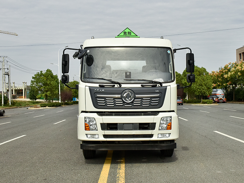 華特牌腐蝕性物品罐式運輸車(chē)10.3方東風(fēng)天錦化工罐車(chē)